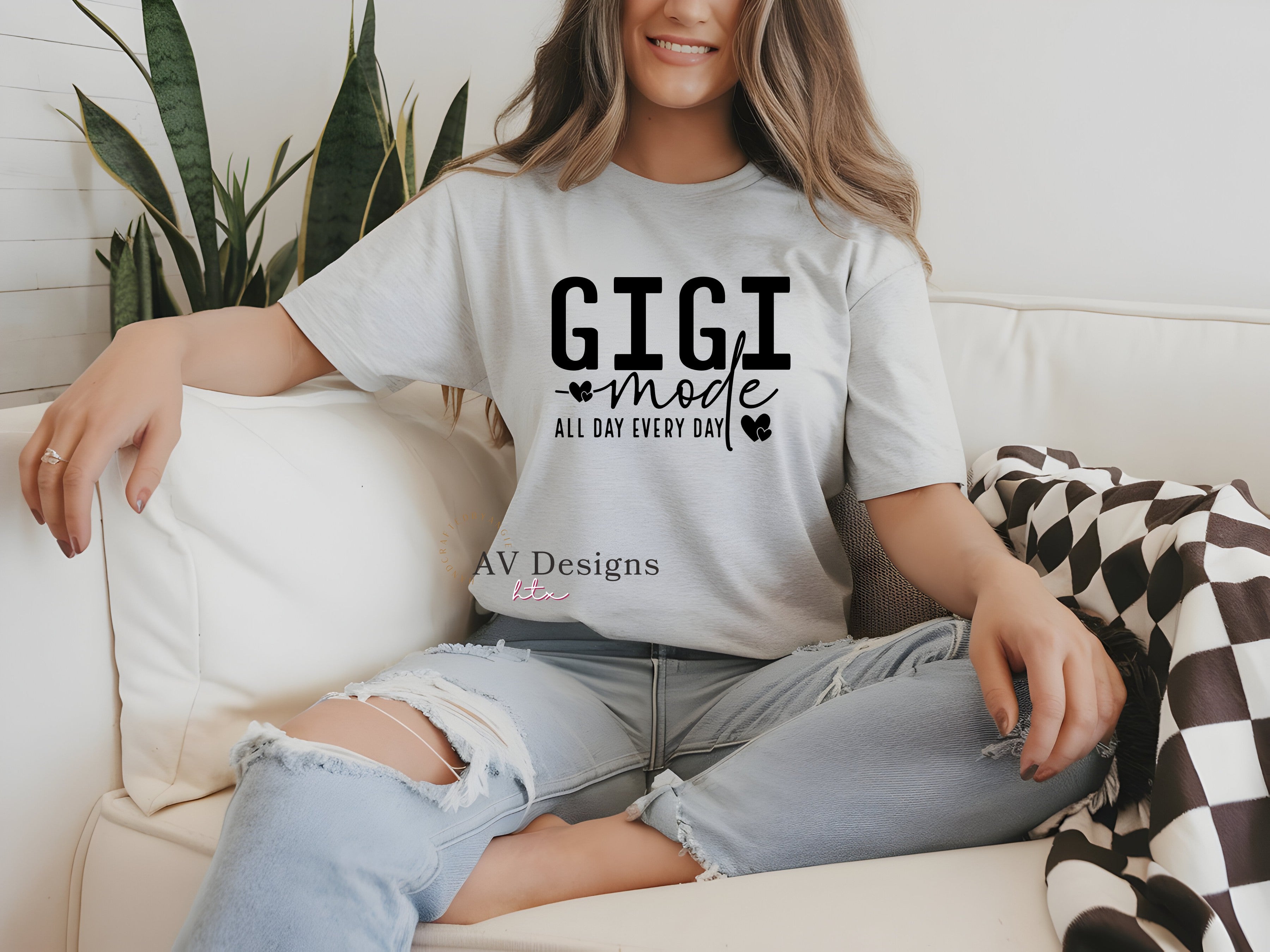 Gigi Mode Tee