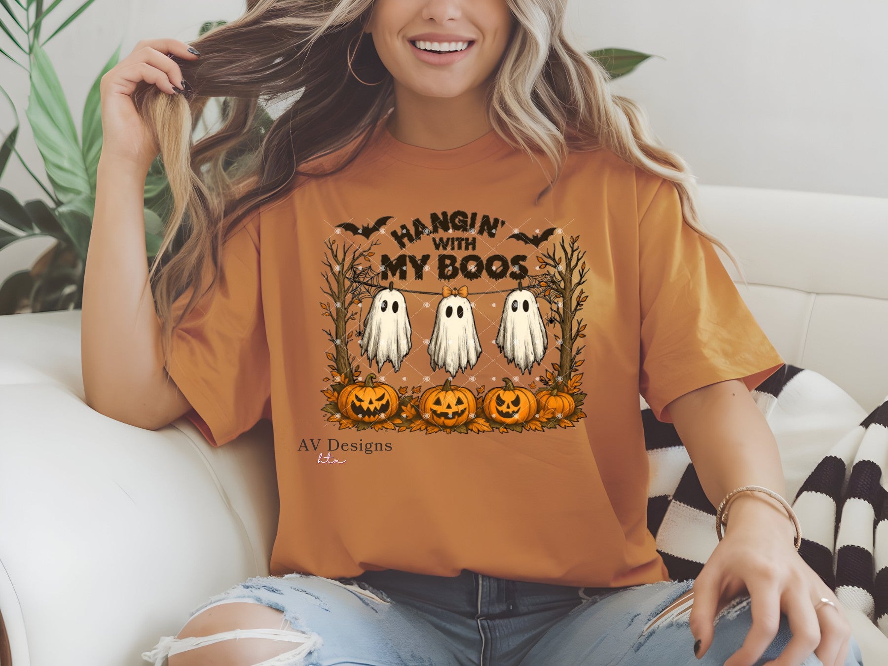 Hangin' with my BOOS tee